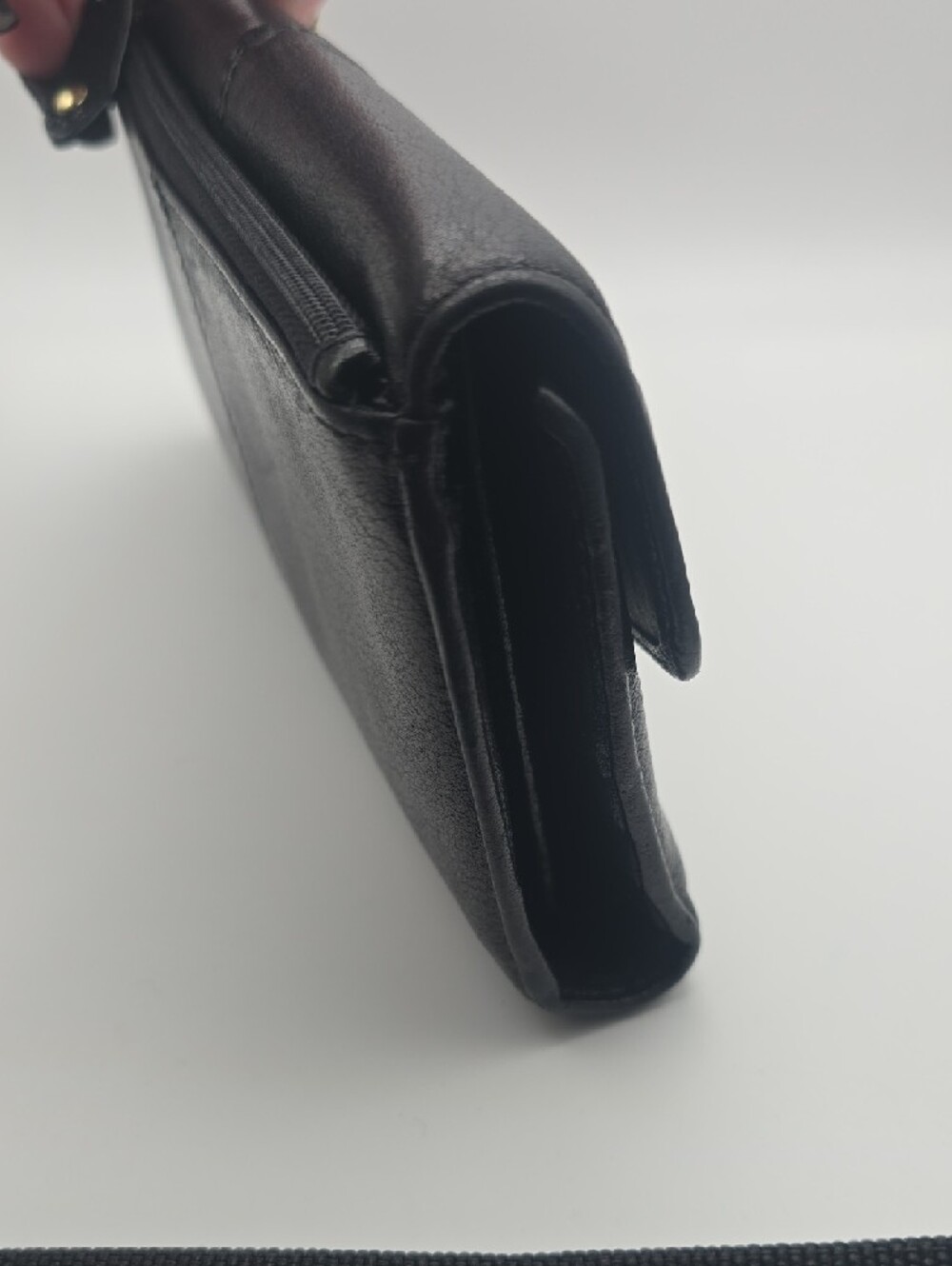 Coach Black Leather Wallet & Cheekbook Holder W/ Gold Hardware (GOOD/FAIR)✨️🖤✨️ - Picture 5 of 15
